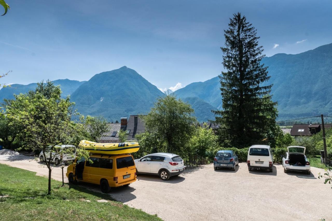 House Hiperbola & Outdoor Activities Apartment Bovec Bagian luar foto