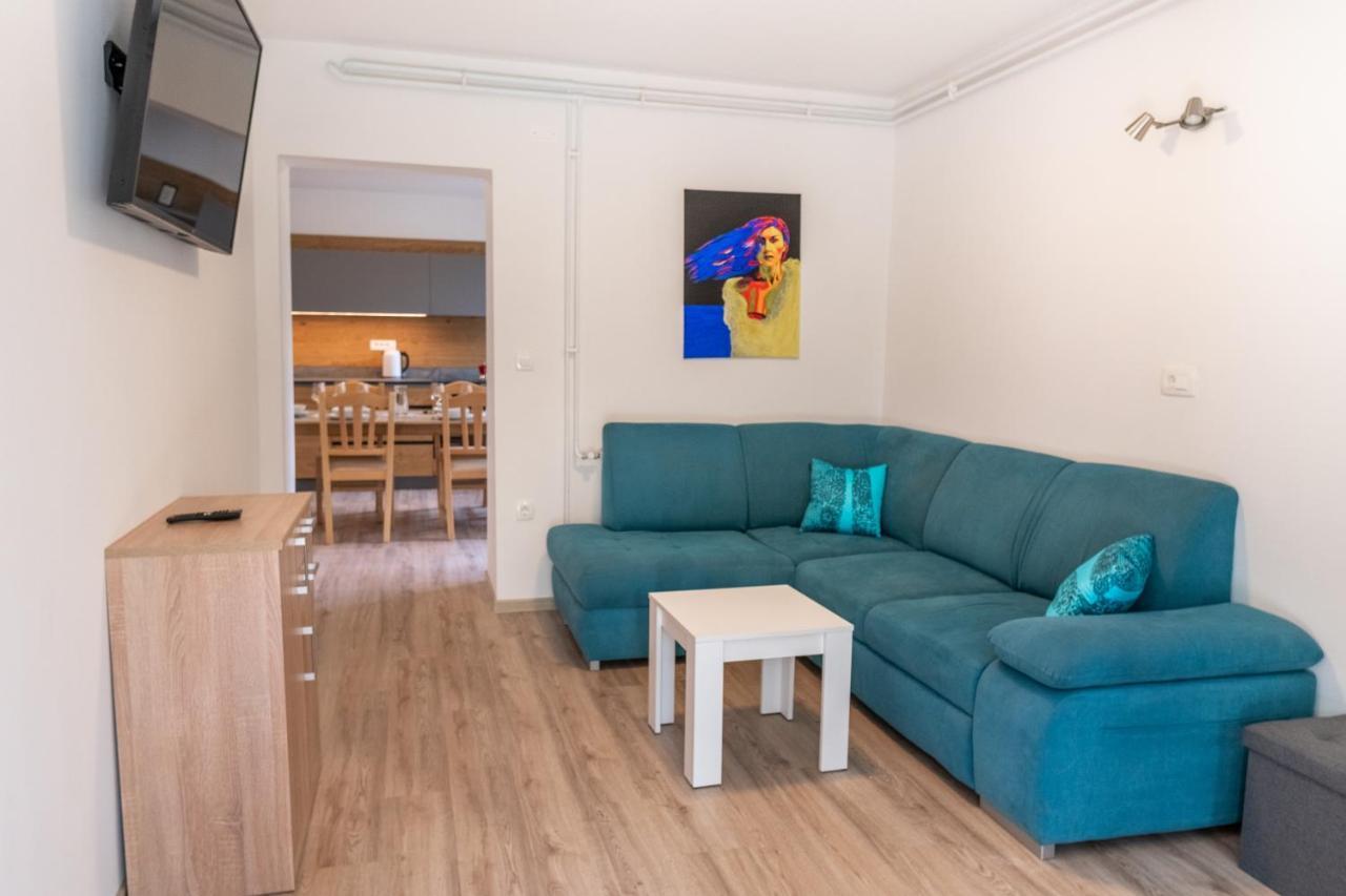 House Hiperbola & Outdoor Activities Apartment Bovec Bagian luar foto