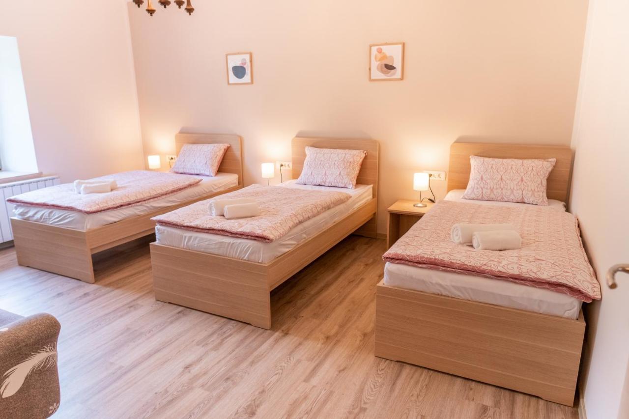 House Hiperbola & Outdoor Activities Apartment Bovec Bagian luar foto