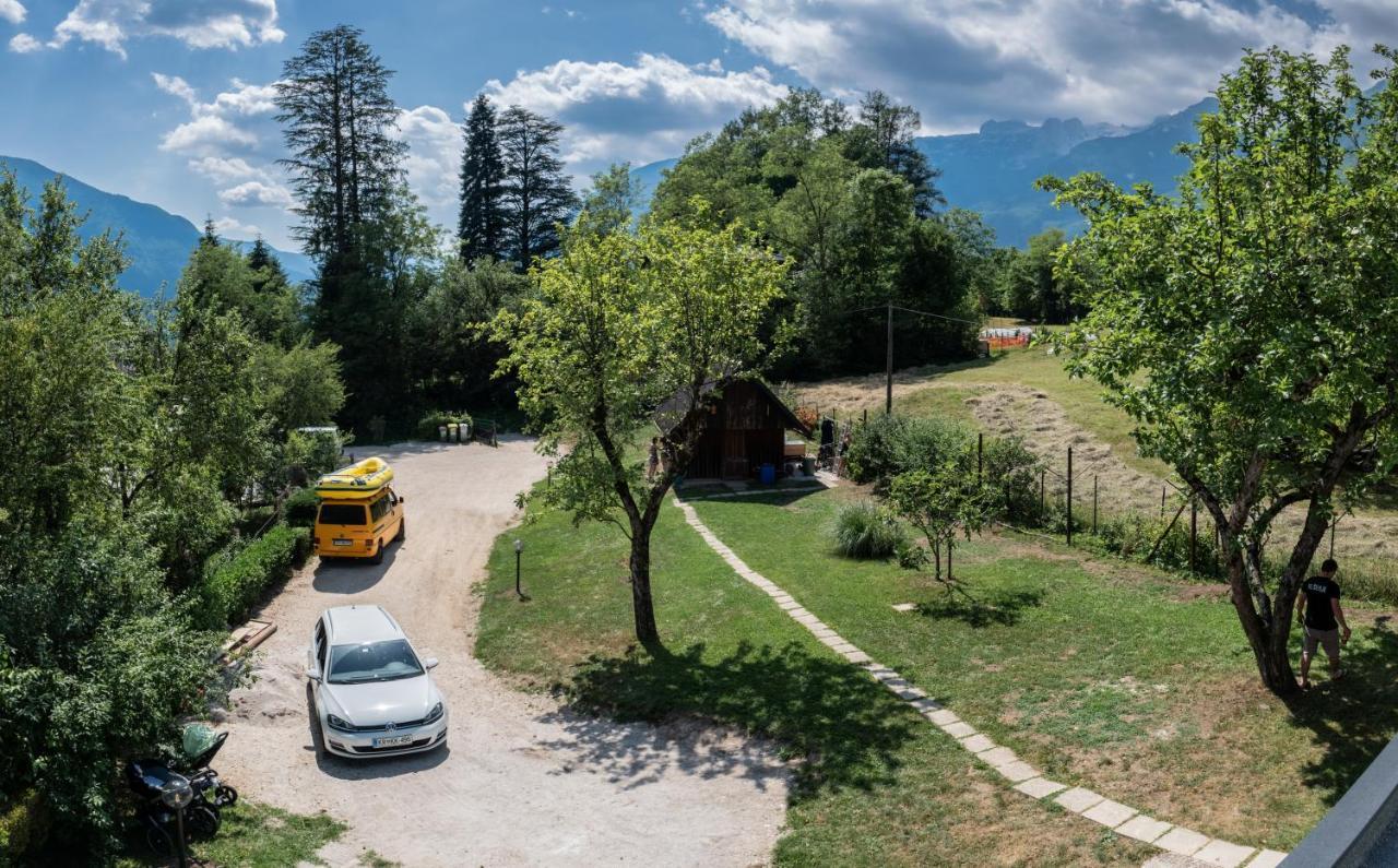 House Hiperbola & Outdoor Activities Apartment Bovec Bagian luar foto